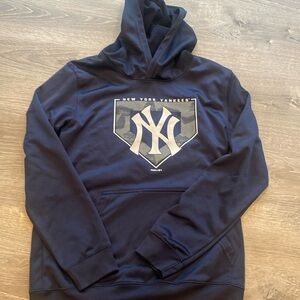 Yankee Sweatshirt